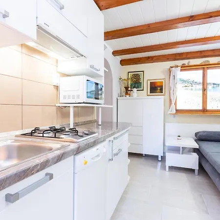 Appartement Sepat With Free Parking Place In *