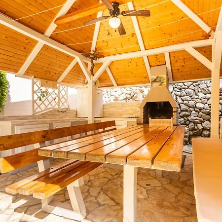 Sepat With Terrace * Baška